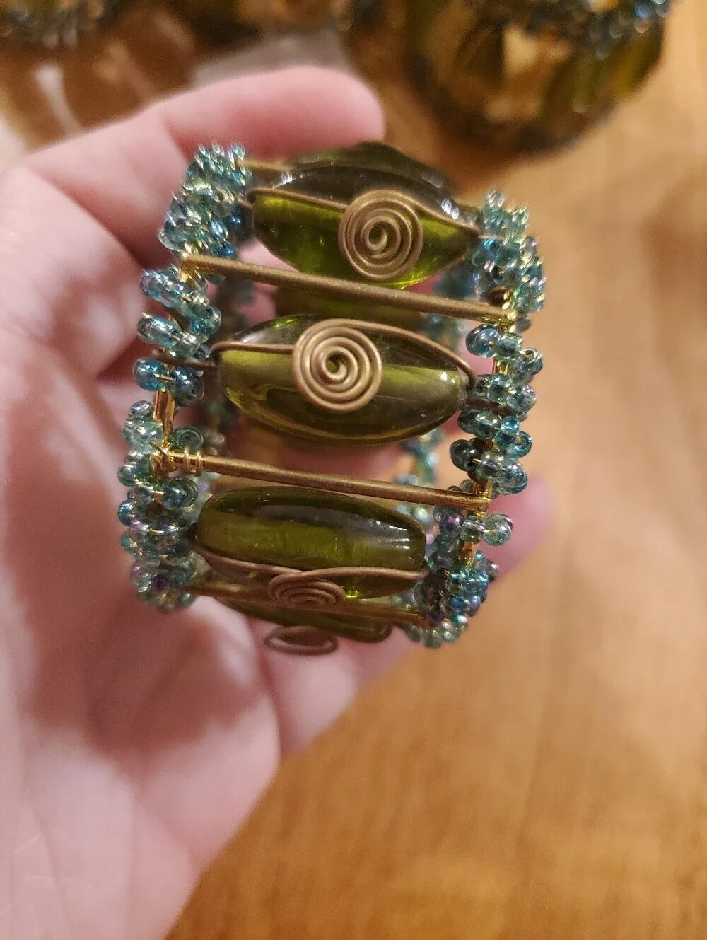 Set of 8 Kohls Baja Collection Green & Turquoise Glass Beaded Napkin Rings Boho